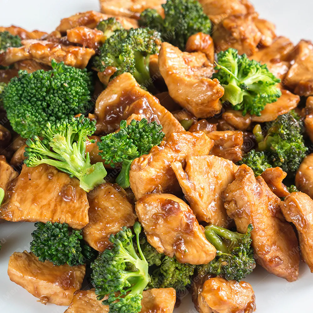 Chicken and broccoli in brown sauce at Yi-Wong Chinese Restaurant in Miami